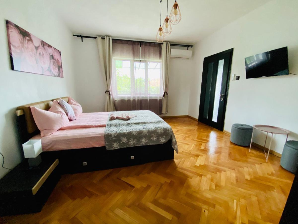 Holiday Home Esku Orşova Extérieur photo